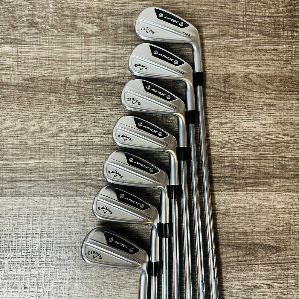 2024 Apex Pro Iron Set 5-A / AMT Black Steel, Stiff