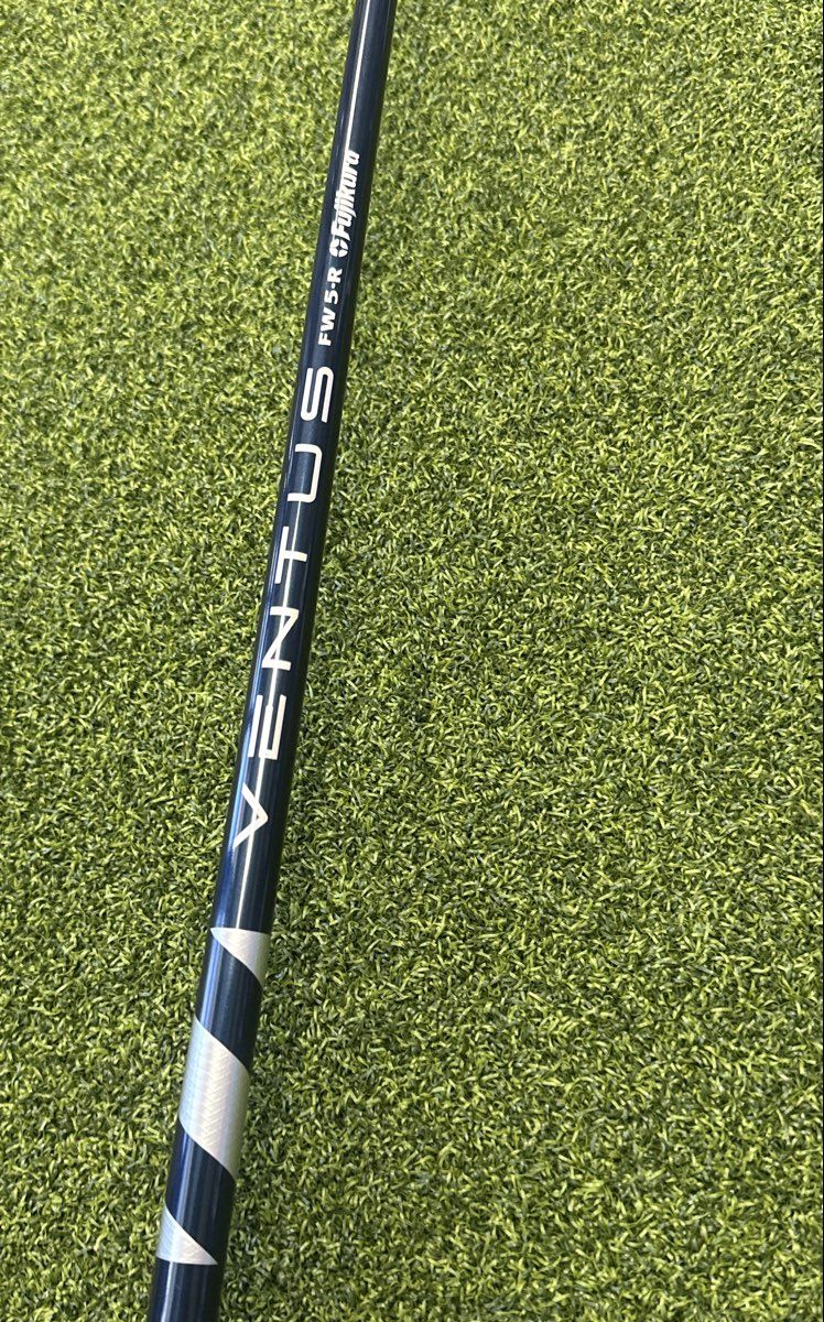 TaylorMade Sim2 MAX 5 Wood Right Handed Fujikura Ventus Regular Good