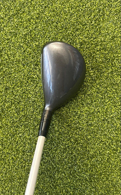 Titleist H1 21* Hybrid Right Handed Fujikura Speeder Stiff Fair