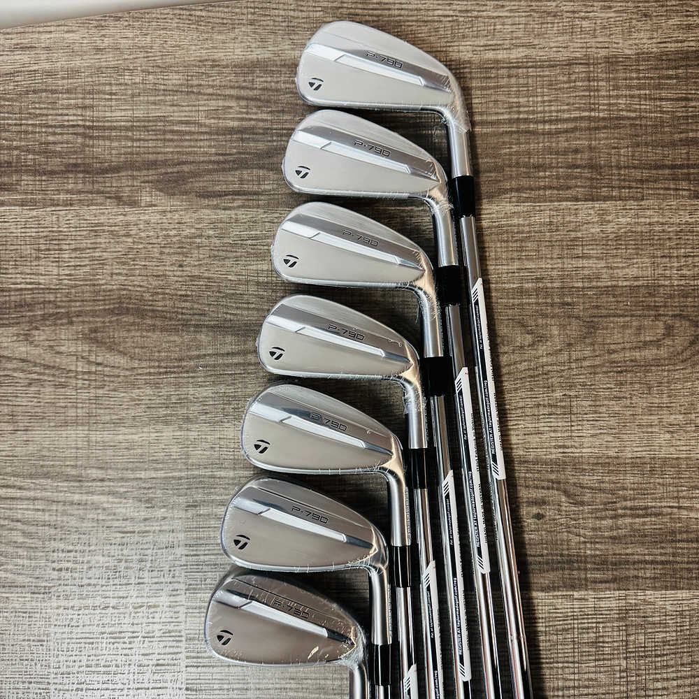 2025 P790 Iron Set 4-PW / Dynamic Gold Steel, Stiff