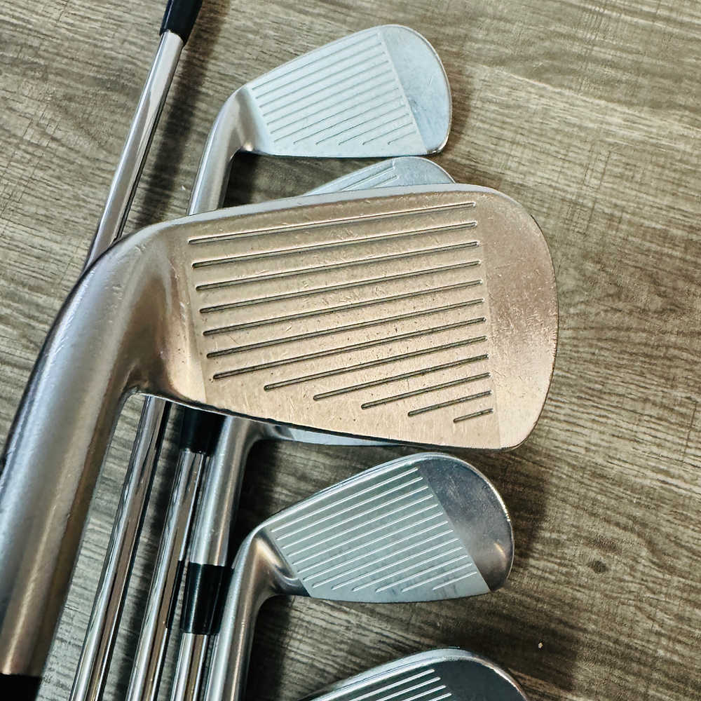 +2" Bridgestone J38 Iron Set 4-P / Project X Steel, Stiff