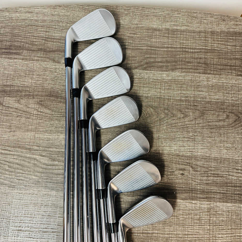 +1/2" T200 2023 Iron Set 4-P / Project X Rifle Steel, Stiff