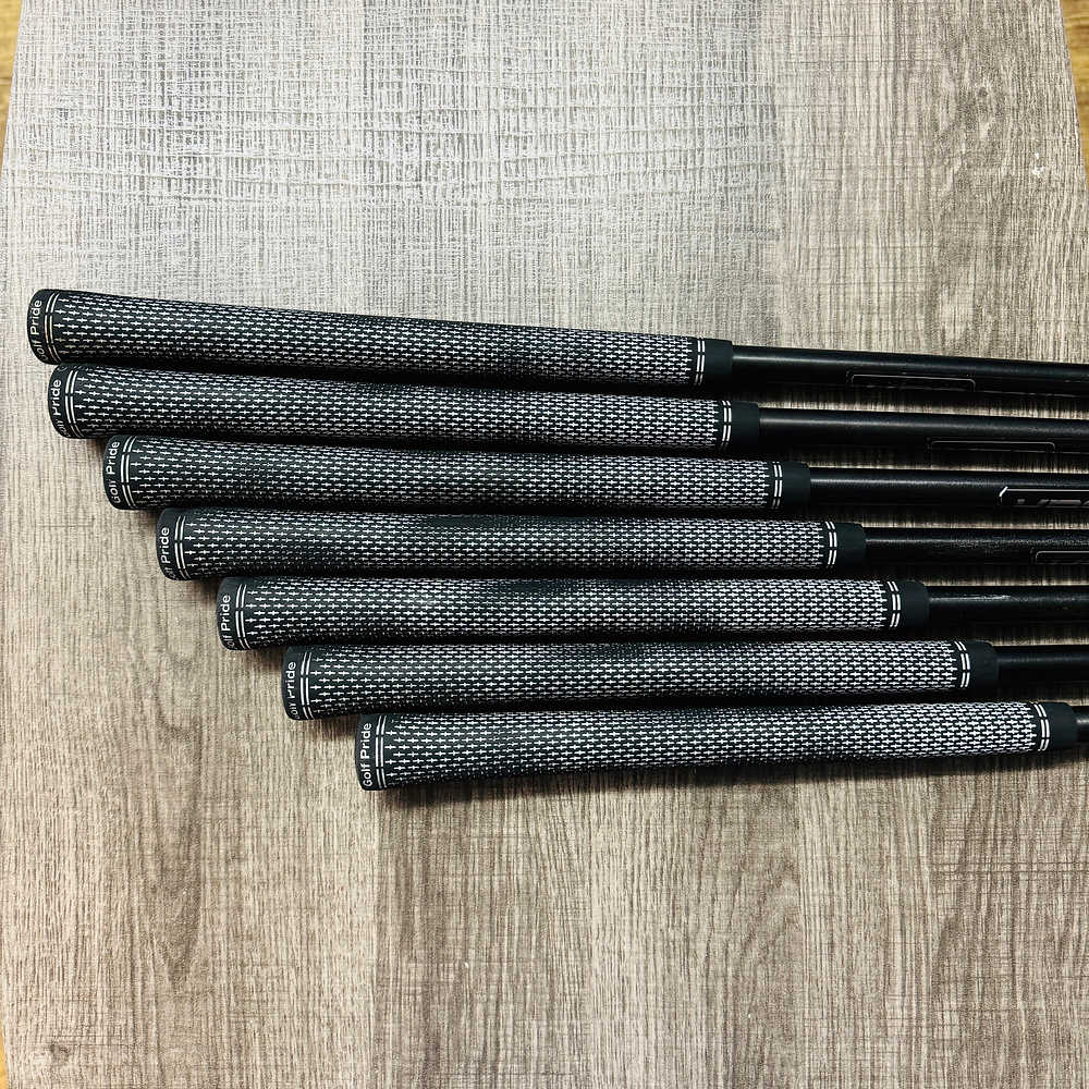 P7MB Iron Set 4-P / KBS Tour C Taper Limited Steel, X Stiff