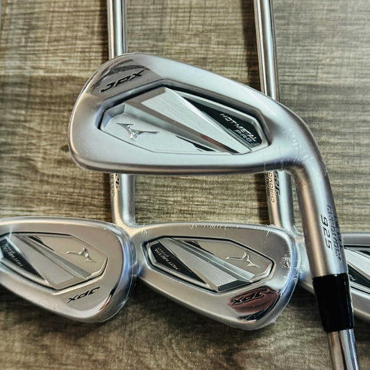 JPX 925 Hot Metal Pro Iron Set 4-P / Dynamic Gold a 105, Stif