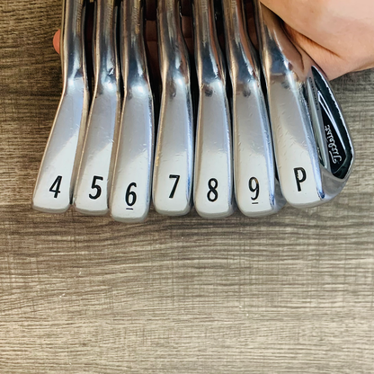+1/2" 716 AP2 Iron Set 4-P / Steelfiber Graphite, Stiff
