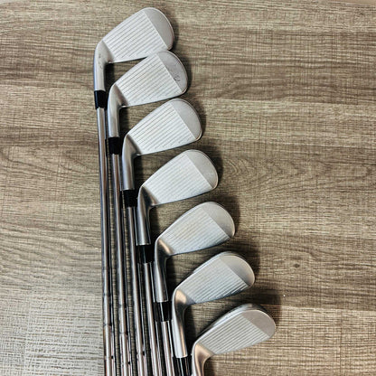 Apex Pro 21 Iron Set 4-P / KBS Tour V 110 Steel, Stiff