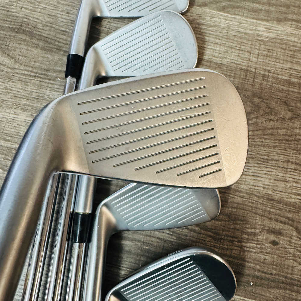 JPX 921 Tour Iron Set 5-PW / NS Pro Modus3 Steel, Stiff