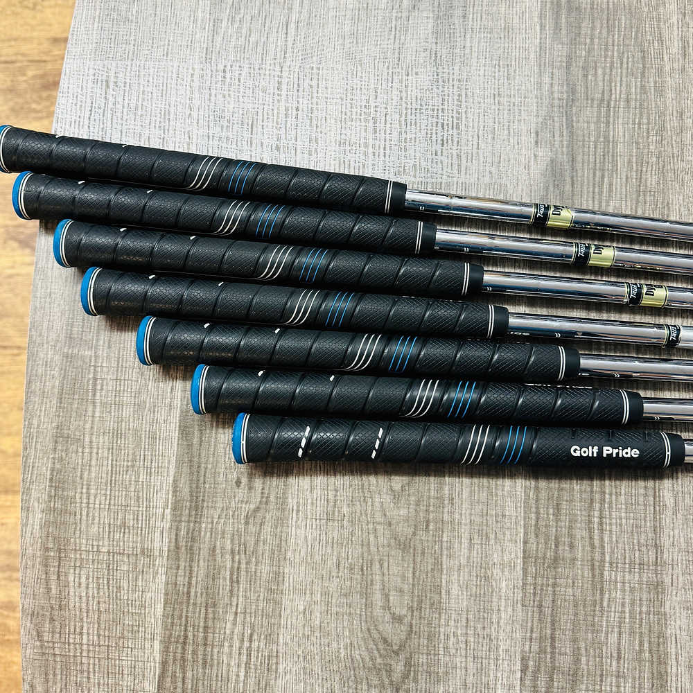 +1" JPX EZ Forged Iron Set 4-P / Dynamic Gold Steel, X Stiff