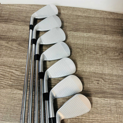 JPX 925 Hot Metal Iron Set 4-P / NS Pro 950 GH Neo 95, Regular