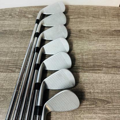 (+1") JPX 923 Hot Metal Iron Set 5-P,S / Dynamic Gold Steel, Stiff