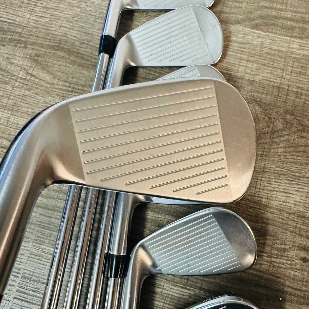 +1/2" T200 2023 Iron Set 4-P / Project X Rifle Steel, Stiff