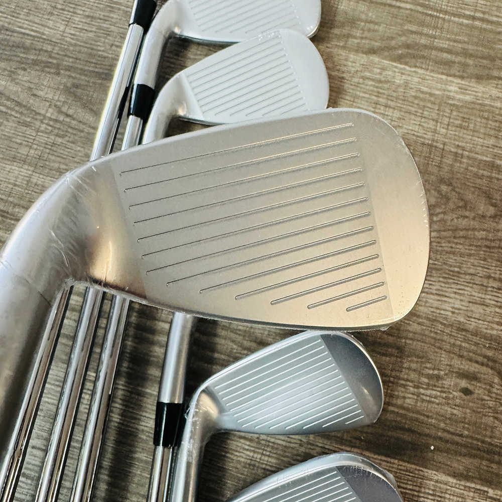 JPX 925 Hot Metal Iron Set 5-G / NS Pro 950 GH Neo, Regular