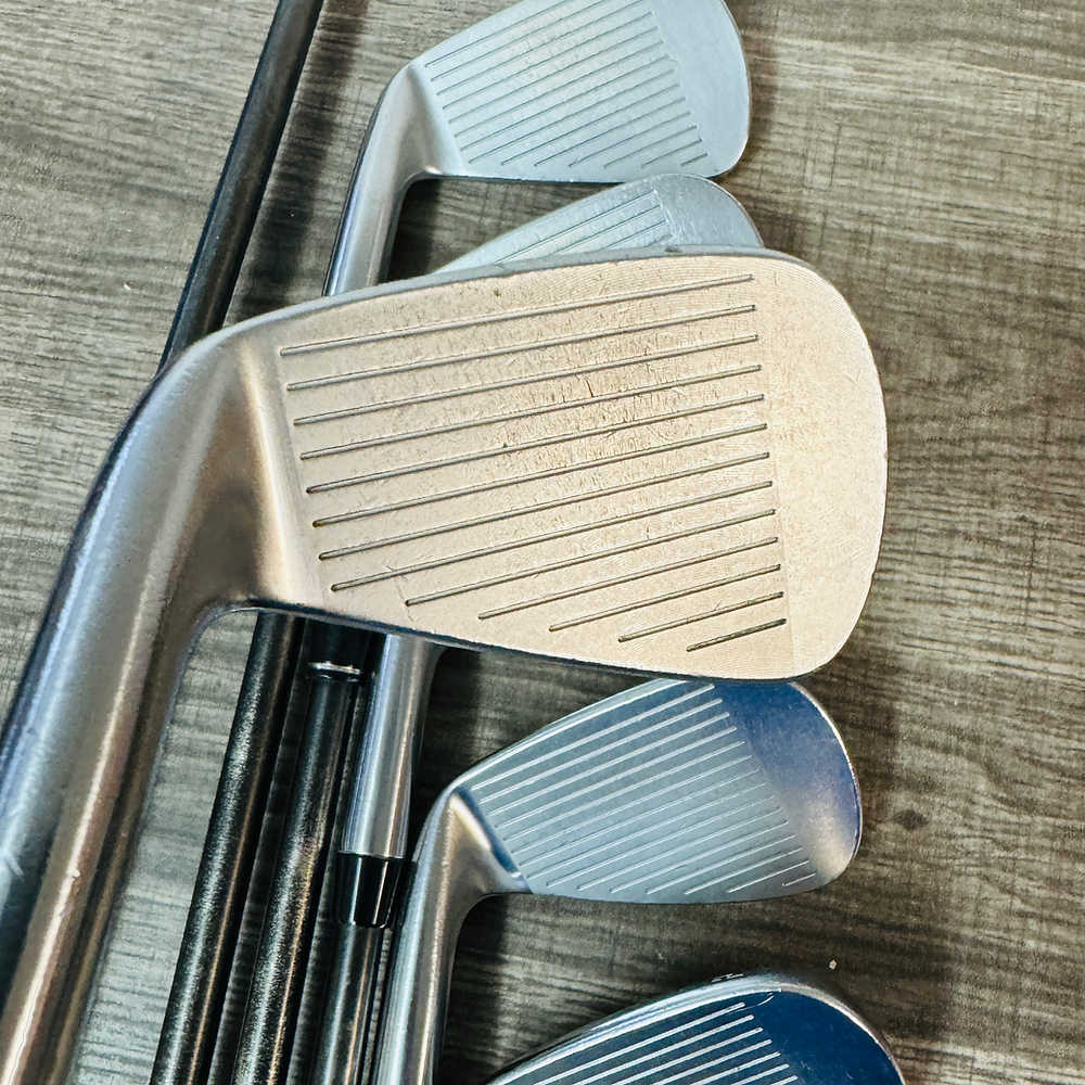 P7MB Iron Set 4-P / KBS Tour C Taper Limited Steel, X Stiff