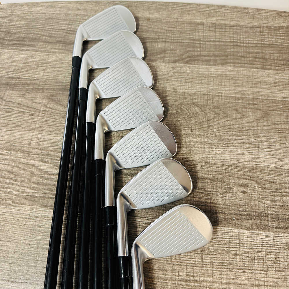 2024 Pro 241 Iron Set 4-P / Mitsubishi MMT 105 Graphite, TX Stiff