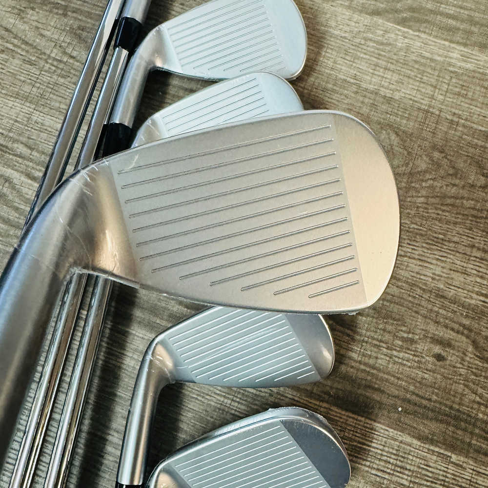 JPX 925 Hot Metal Iron Set 5-G / NS Pro 950 GH Neo 98, Stiff