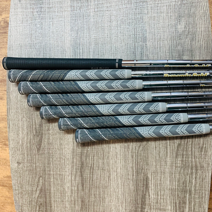 (+1") JPX 923 Hot Metal Iron Set 5-P,S / Dynamic Gold Steel, Stiff