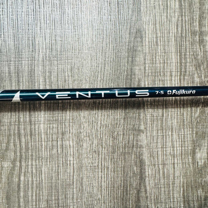 +1/2" Sim2 Max Iron Set 5-P / Ventus Graphite, Stiff