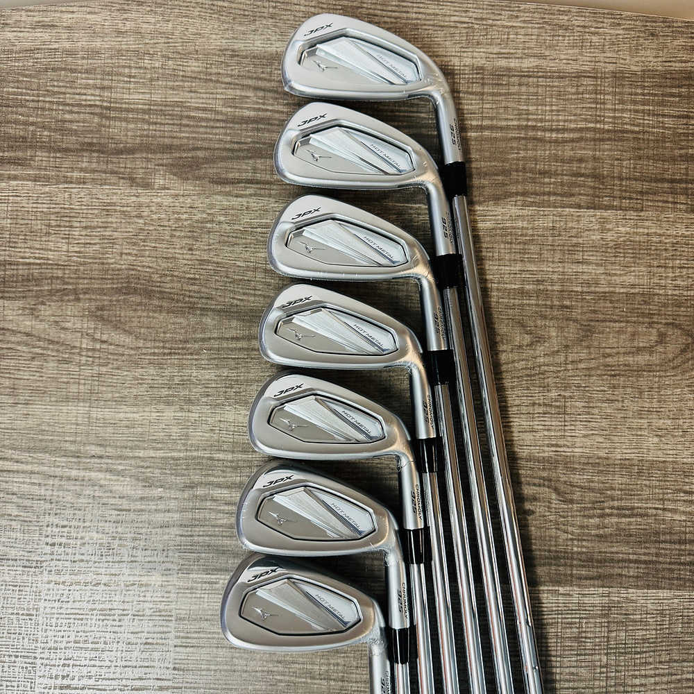 JPX 925 Hot Metal Iron Set 4-P / NS Pro 950 GH Neo 95, Regular