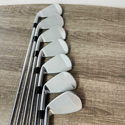 2024 Pro 245 Iron Set 4-P / Dynamic Gold Mid Steel, Regular