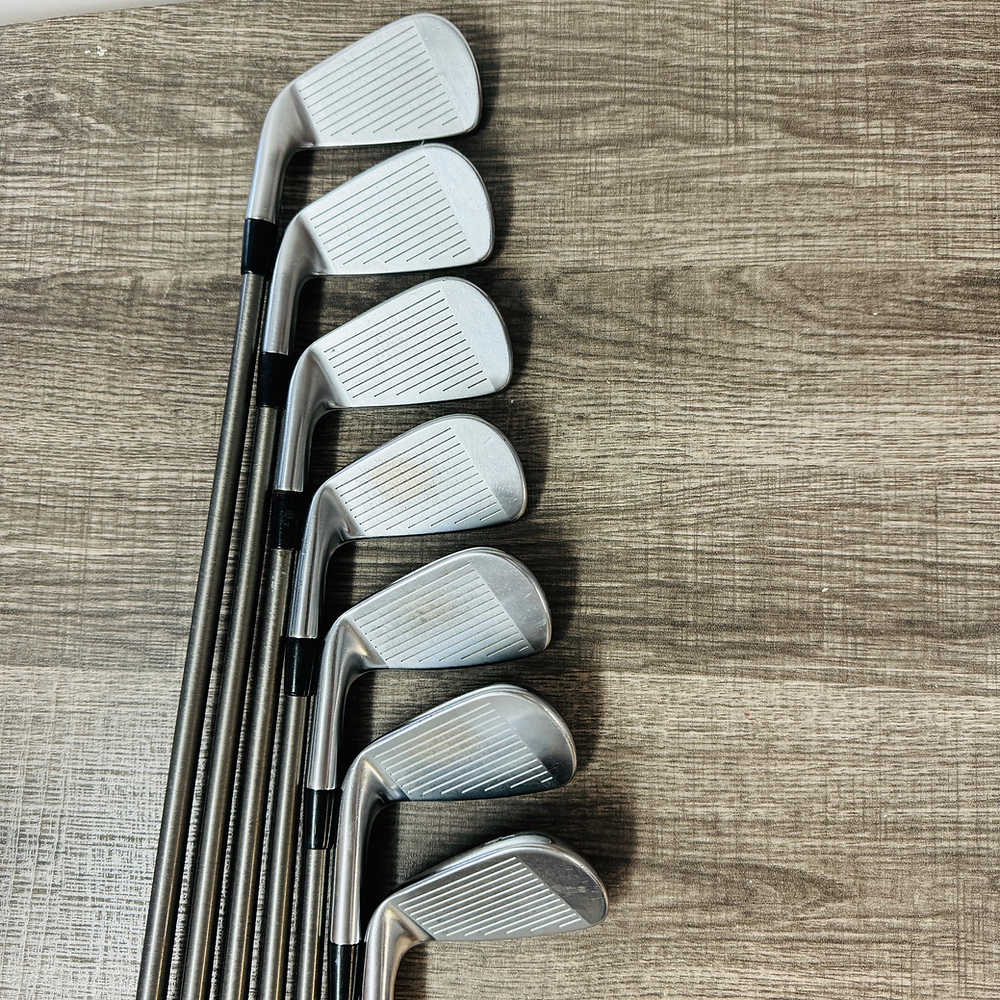 +1/2" 716 AP2 Iron Set 4-P / Steelfiber Graphite, Stiff