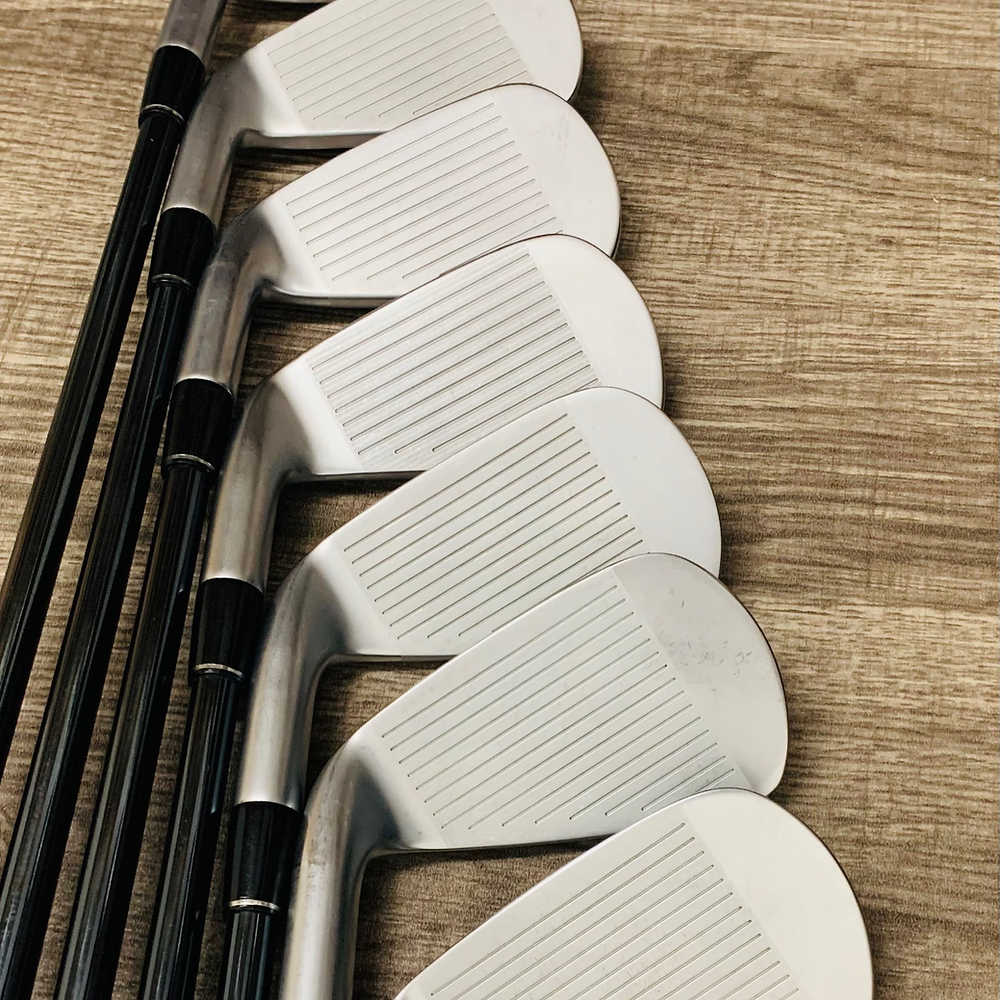 +1" ZX4 MK II Iron Set 4-P / Recoil Graphite, Regular