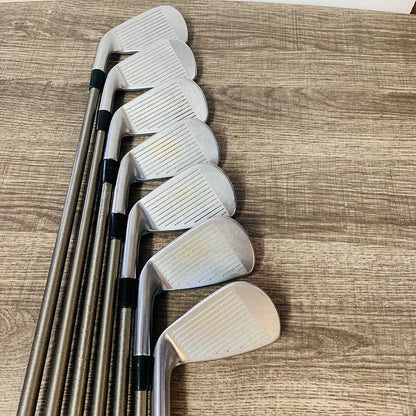 +1/2" 716 AP2 Iron Set 4-P / Steelfiber Graphite, Stiff